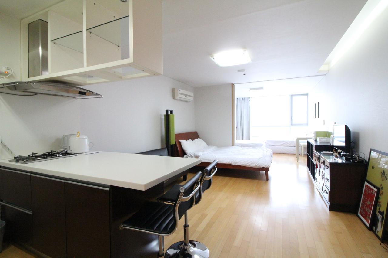 Gangnam Galaxy Lux Apt 과천 외부 사진